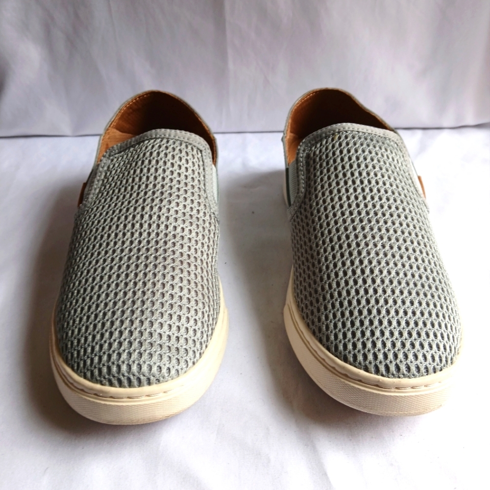 Olukai Comfort Loafers Size 5
